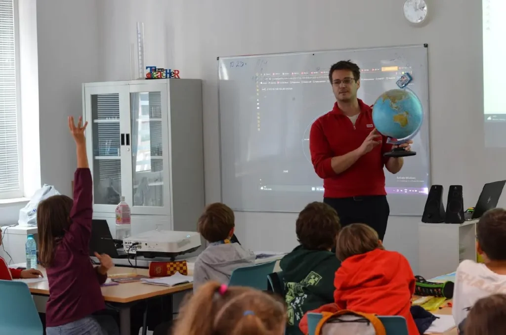 opu1 2 e-xplore.education